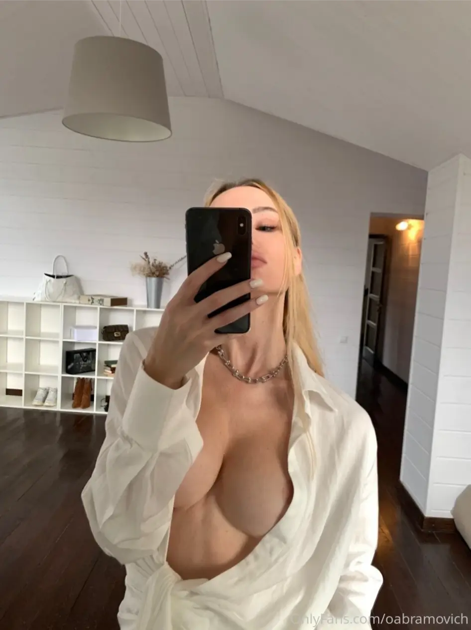Olya Abramovich aka oabramovich showing off her tits with a selfie
